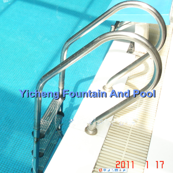Swimming Pool Stainless Steel Ladders Silver Thickness 0.9mm - 1.1mm