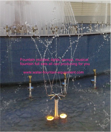Stainless Steel Material Pirouette Water Fountain Nozzles With 4 Arms Spraying DN25